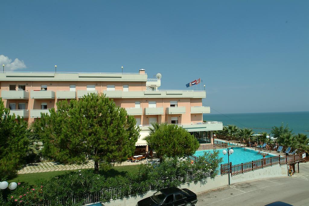 Residence Azzurro Massignano Pokój zdjęcie