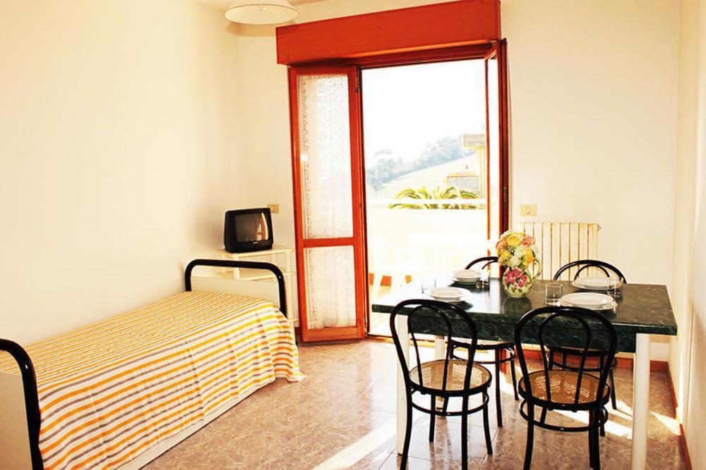 Residence Azzurro Massignano Zewnętrze zdjęcie