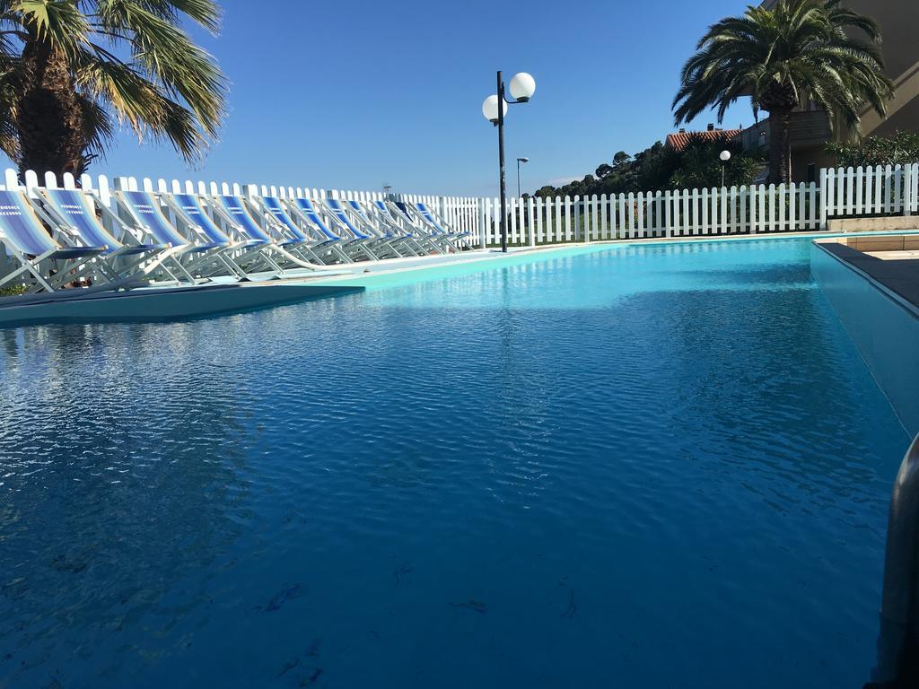 Residence Azzurro Massignano Zewnętrze zdjęcie