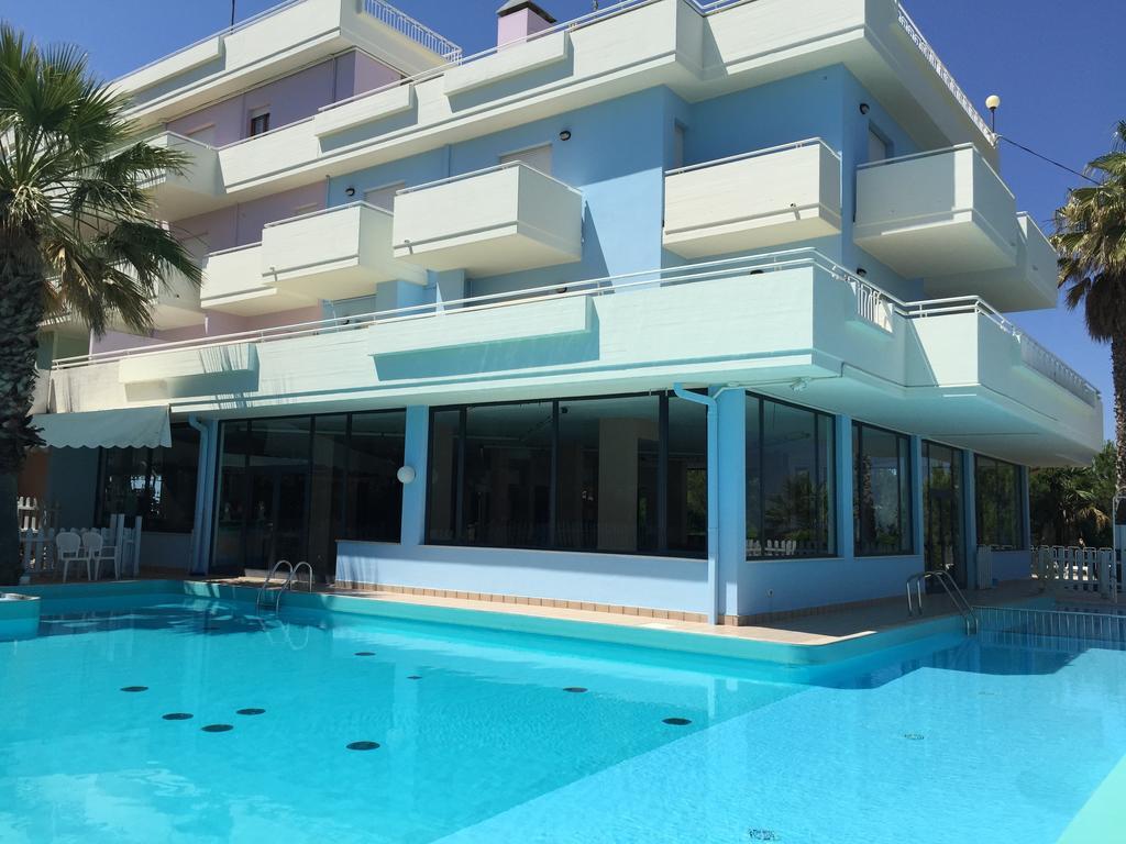 Residence Azzurro Massignano Zewnętrze zdjęcie